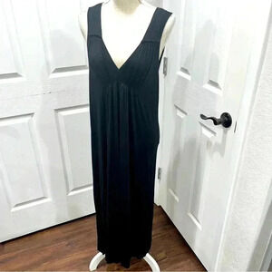 Oscar de la renta Pink label black sleeveless long nightgown, super soft